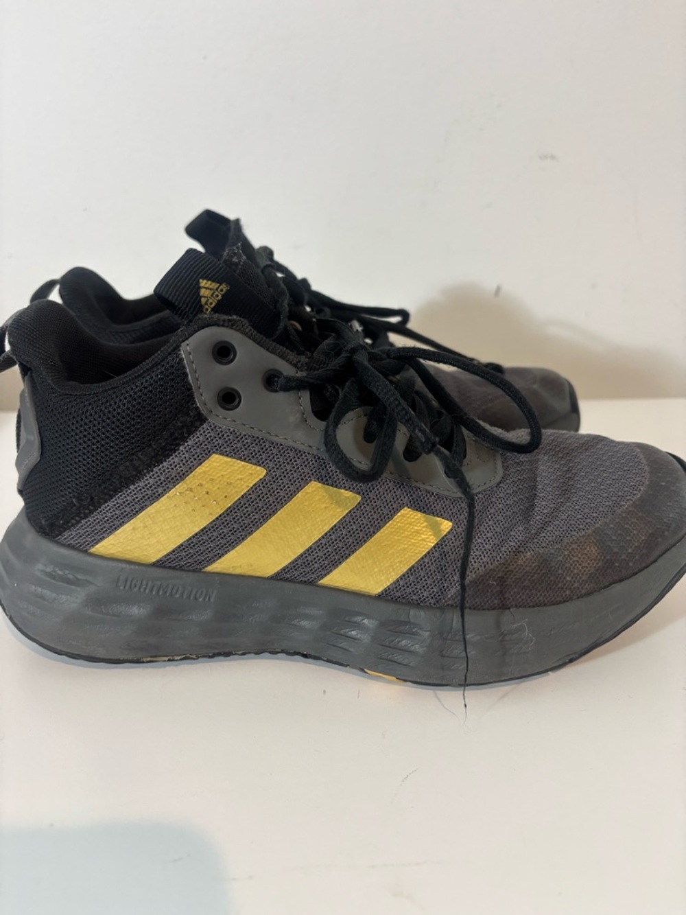 Adidas Youth Size 3.5 Ownthegame 2.0 Basketball Shoe Sneakers Casual